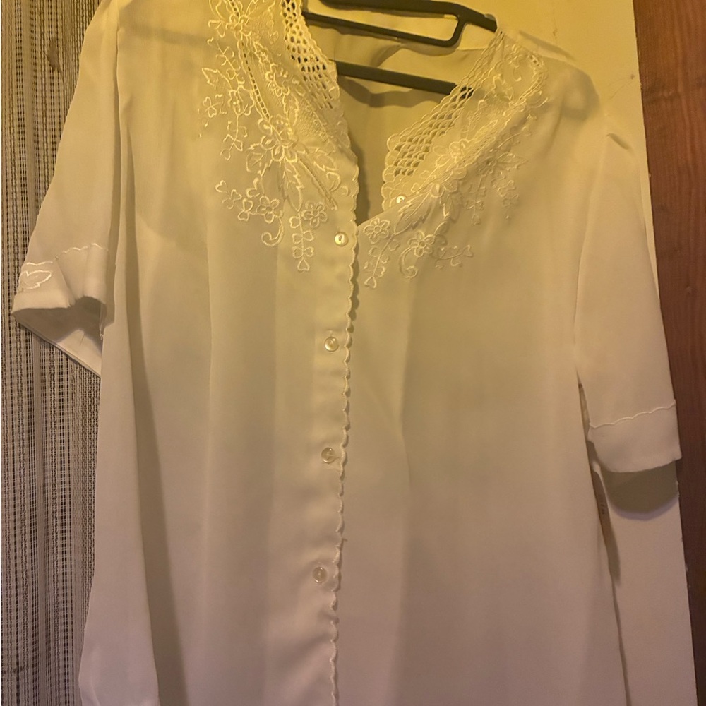 Vintage White Lace Trim Blouse (L)